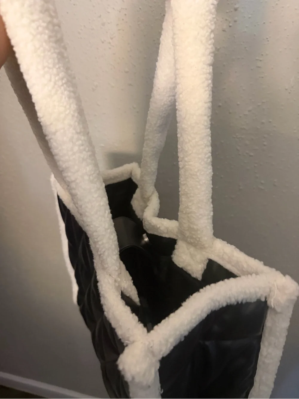Black Quilted Tote with Cream Sherpa Trim